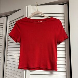 H&M Vibrant Red Short Sleeve Tee